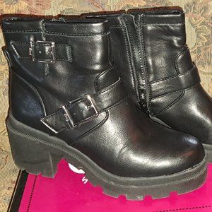 Circus by Sam Edelman Black leather boots, size 8.5